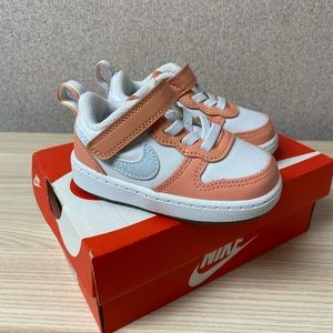 Nike Court Borough Low 2